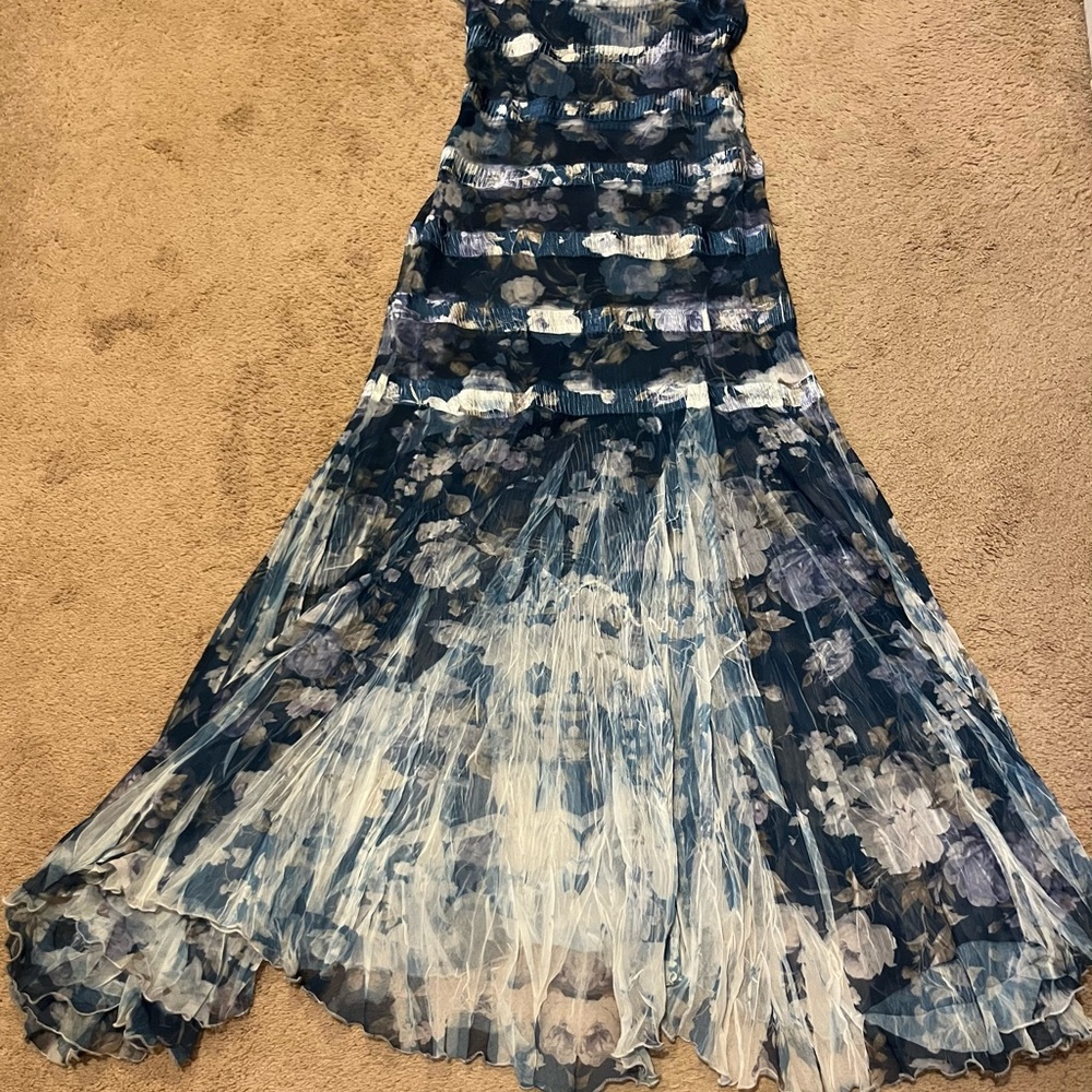 KOMAROV Charmeuse and Chiffon  Blue Floral Sleeveless Sheer Maxi Dress size XL - Picture 4 of 10